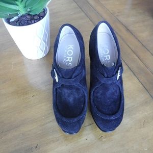 Micheal Kors Suede Platform Vintage  Heels 6.5